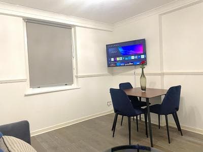 Centrally Located Budget Apartment 3mins to Tube