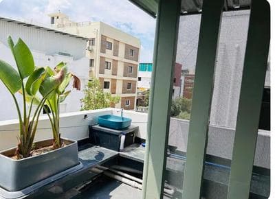 Spacious one bedroom Penthouse