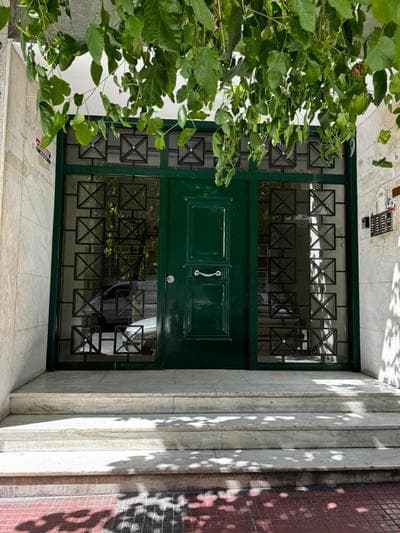 A night at the Museum, Lux apt next to the National Archaeological Museum of Athens