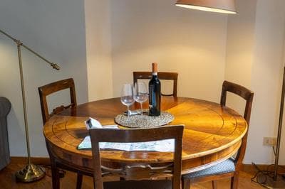 Beyond the Tiber Trastevere Apartment