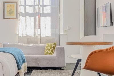 Central studio flat in Covent Garden