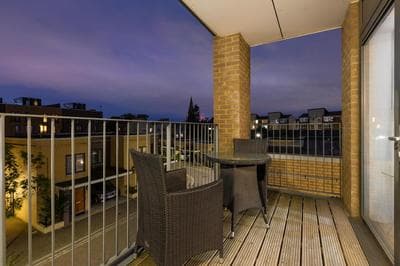 Modern Central London 2BD Flat Near Victoria