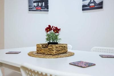 West Kensington 2BR Sleeps 7 Steps to Tube