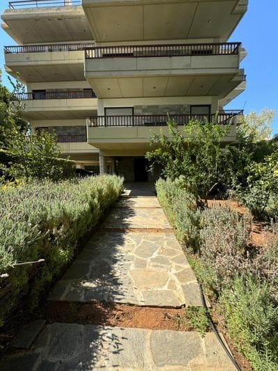 The rock view apartment