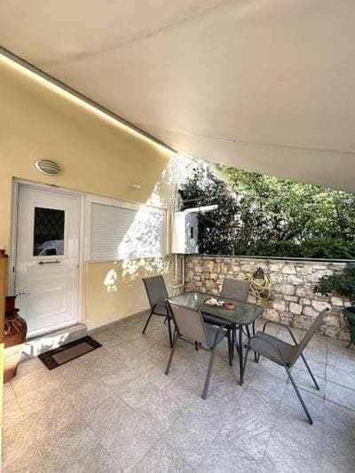 Tide and Tonic spacious 1bd apartment with extra Loft Style Sleeping Area, Paleo Faliro