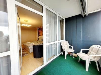 2- Zimmer, 4Pers, direkt neben Einkaufszentrum, Hbf