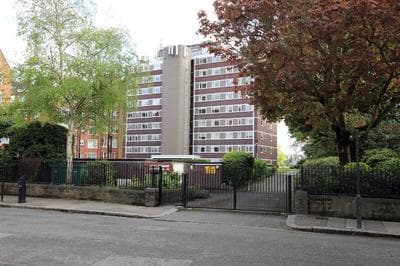 Riverfront Executive Home with Garage & Balcony Overlooking the Thames