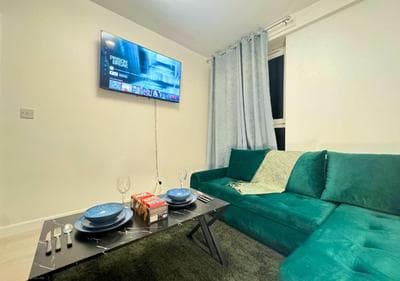 Luxe Stays Sleeps 14 - Wandsworth & Putney Bridge - 4 Bedrooms