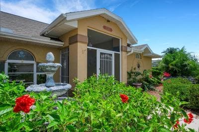 Wonderful Beach Vacation Relaxing Florida Oasis!