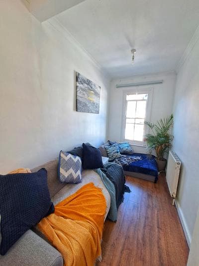 Elephant & Castle 2 bed Hammock Hangout