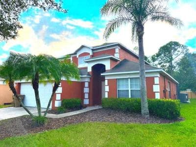 Comfort Home with BBQ, Private Pool & Hot tub