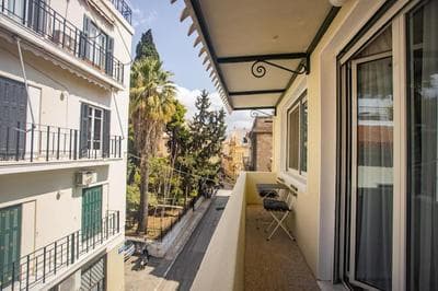 Plaka Vintage Apartment