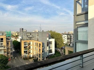 Modern Islington 1BR flat on Regent's Canal