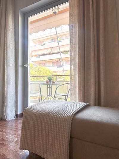 Sea the City - Chic 2-BDR Escape with Spacious Living