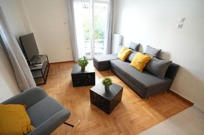 Cozy & Modern 2 BDRM near Imitou
