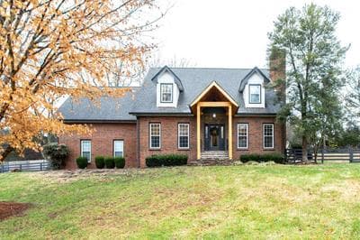 Charming Oxford Glen Estate 3bed 2.5bath Fire Pit