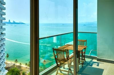 W Tower by Fantasea Beach