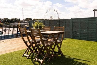 The Dreamland Apartment - Margate Beach - By Goldex Coastal Breaks