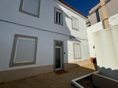 Estoril Escape - Family & Friends Beach Getaway