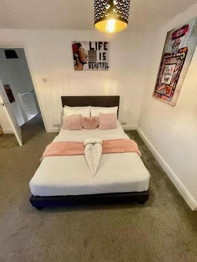 Twobed flat Covent Garden