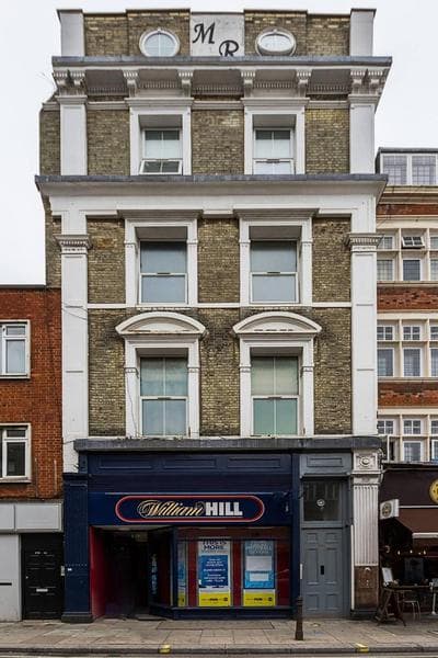 1BR Sleeps 5 1 min to Tube West Kensington