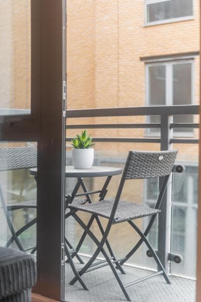 2 Bedroom Apartment in Hoxton Square, Shoreditch, London, N1