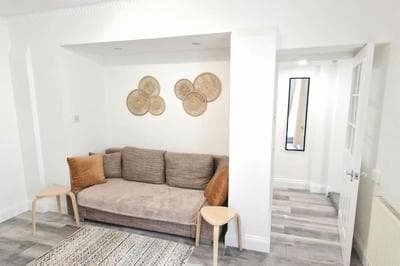 Cosy Central 2 En-suite Bedrooms Apartment
