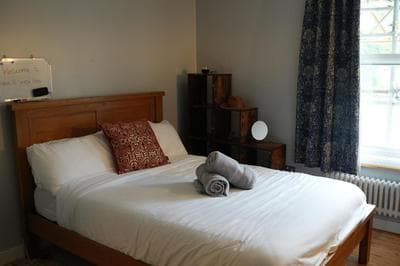 Stylish-Brockley-Entire Place