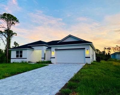 Exclusive Home 4Bed 3 baths