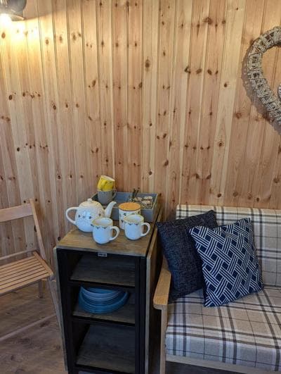The Swift, Shepherds Hut at Bee Happy Breaks Scotland