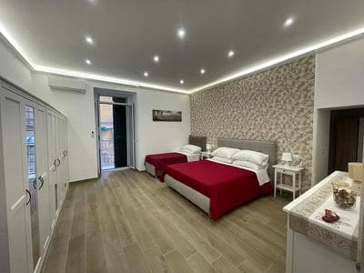 Spaccanapoli 41