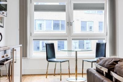 Chic Islington studio, 5 mins to tube