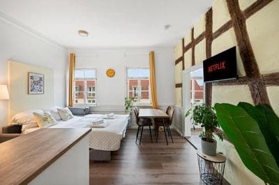 BackHome - SUITE L - Parkhaus - Fantastische Schlosslage - SmartTV - Waschmaschine - Netflix - 50qm - 24h Checkin- Apartment 3
