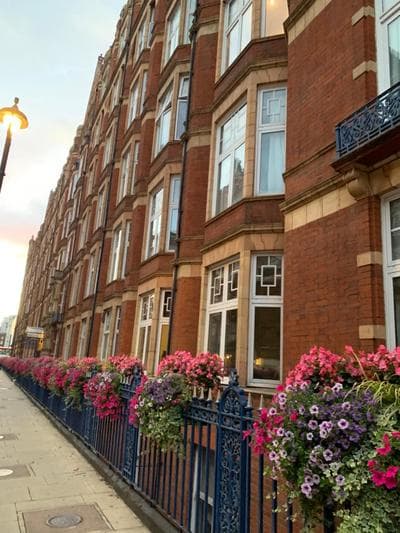 BAKER STREET 3 bedroom and 3 bathroom fabulous flat