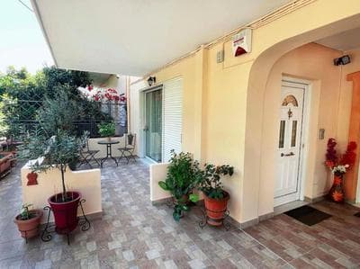 Cosy Apartment with Garden 5 min from metro