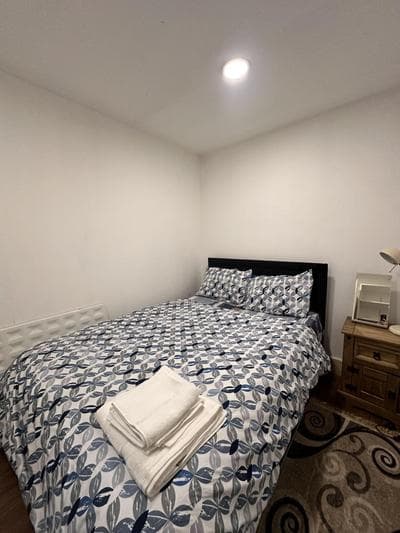 Cosy Entire House Open Kitchen 2 Bedroom for 5