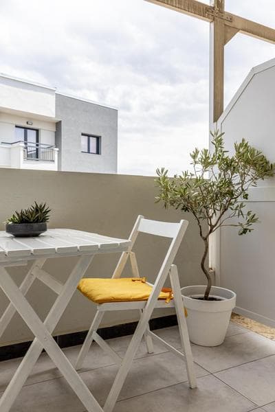 Modern Apartment 305