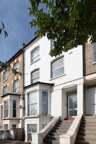 Lovely New Studio Flat - 24C