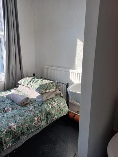 Single Room Ensuite London