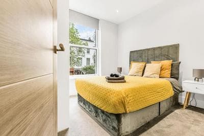 WOW Abbey Road Apartment - Sleeps up to 8