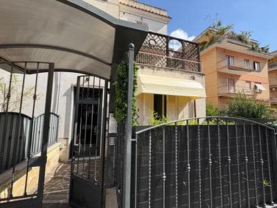 kathy Home Rome Suite