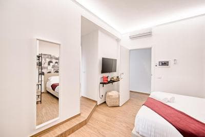 Caesar's quarters - private rooms in Rome