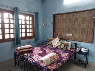 PINKI's HILL HOUSE