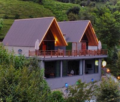 pathika bungalov