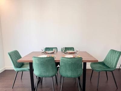 Charming Relaxing 3 BR Apartment Walk to Tube