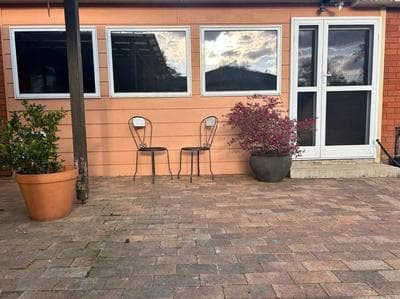 3 Bedroom, Cosy, Peaceful & Central