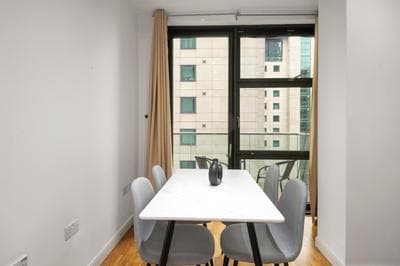 Londwell, Canary Wharf River Thames Balcony Penthouse