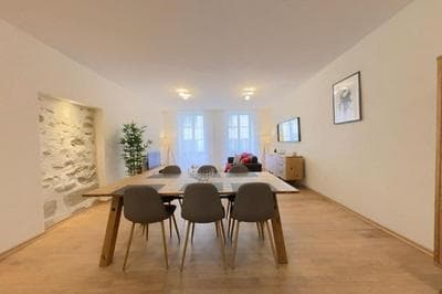 Charming 2-Bedroom Apartment in the Heart of Lausanne RSF2