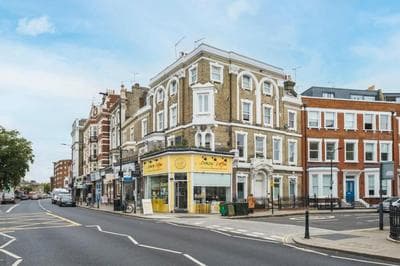 Three Bedrooms 3 Bathrooms Apartment In London