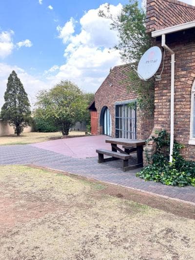 MD Guest Lodge